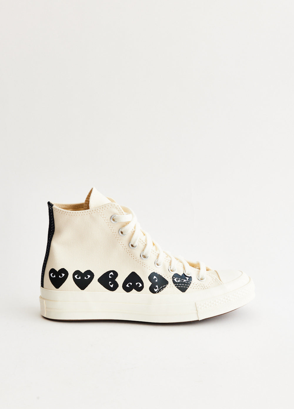 Comme des garcons converse multi outlet heart