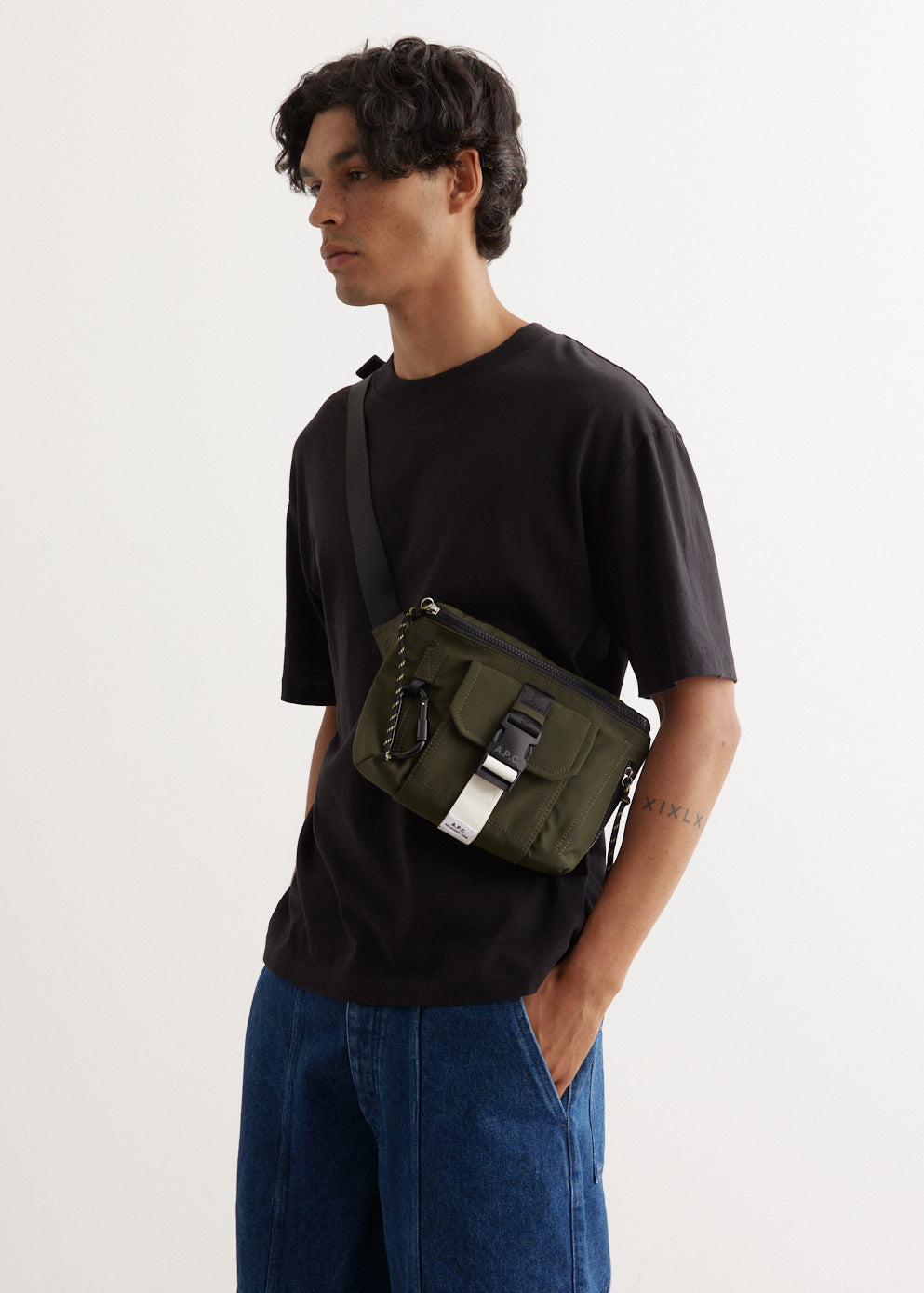 Apc fanny pack online