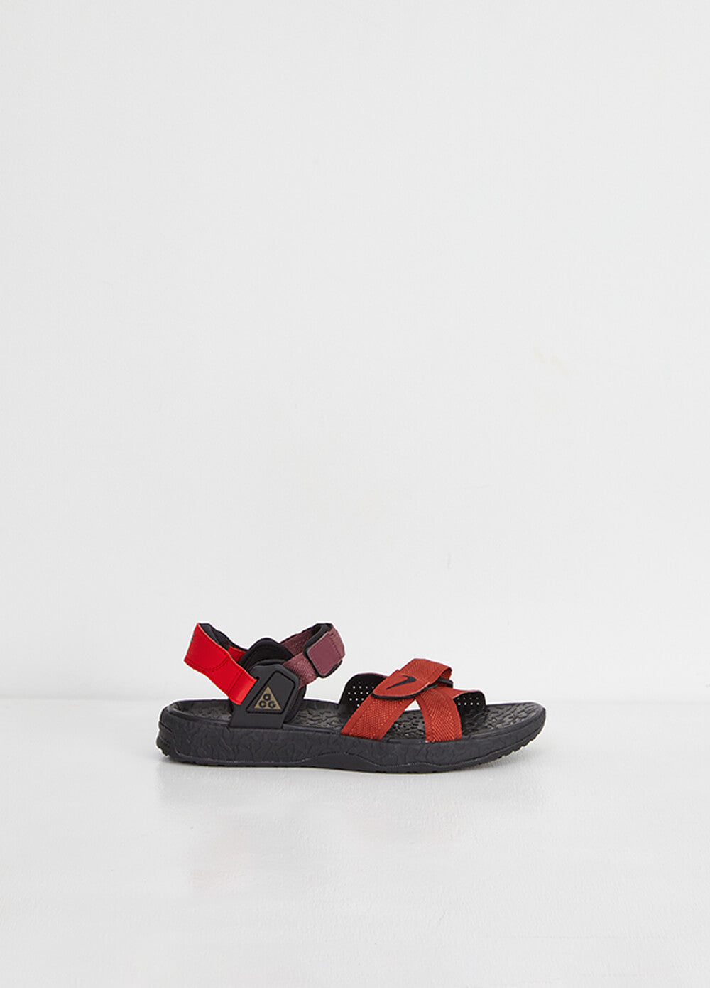 Nike on sale sandals journeys