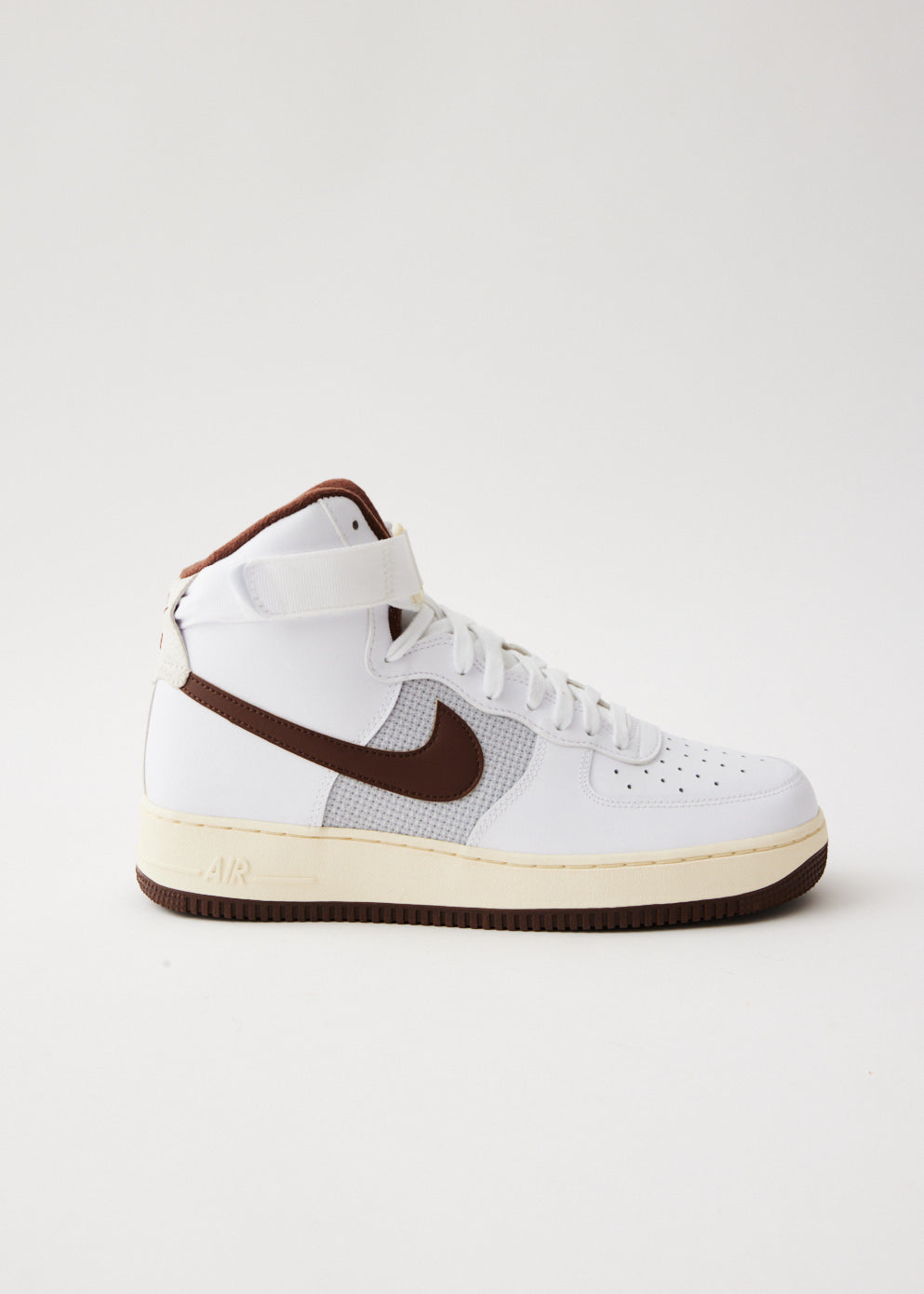 Nike Air Force 1 '07 LV8 - Do9801-100 - Sneakersnstuff (SNS)