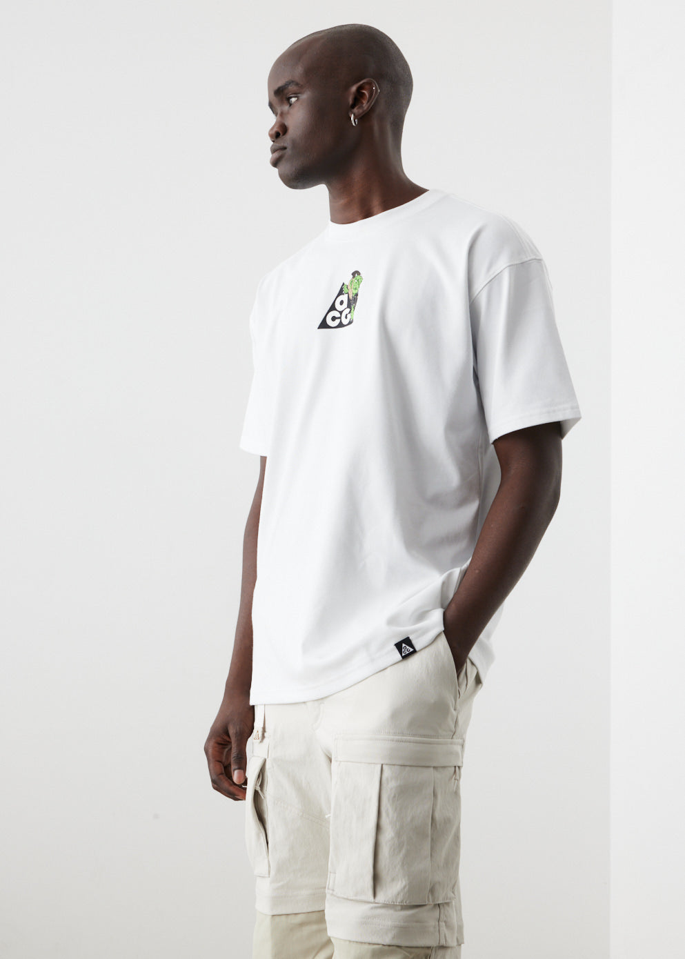 Nike barely outlet volt shirt