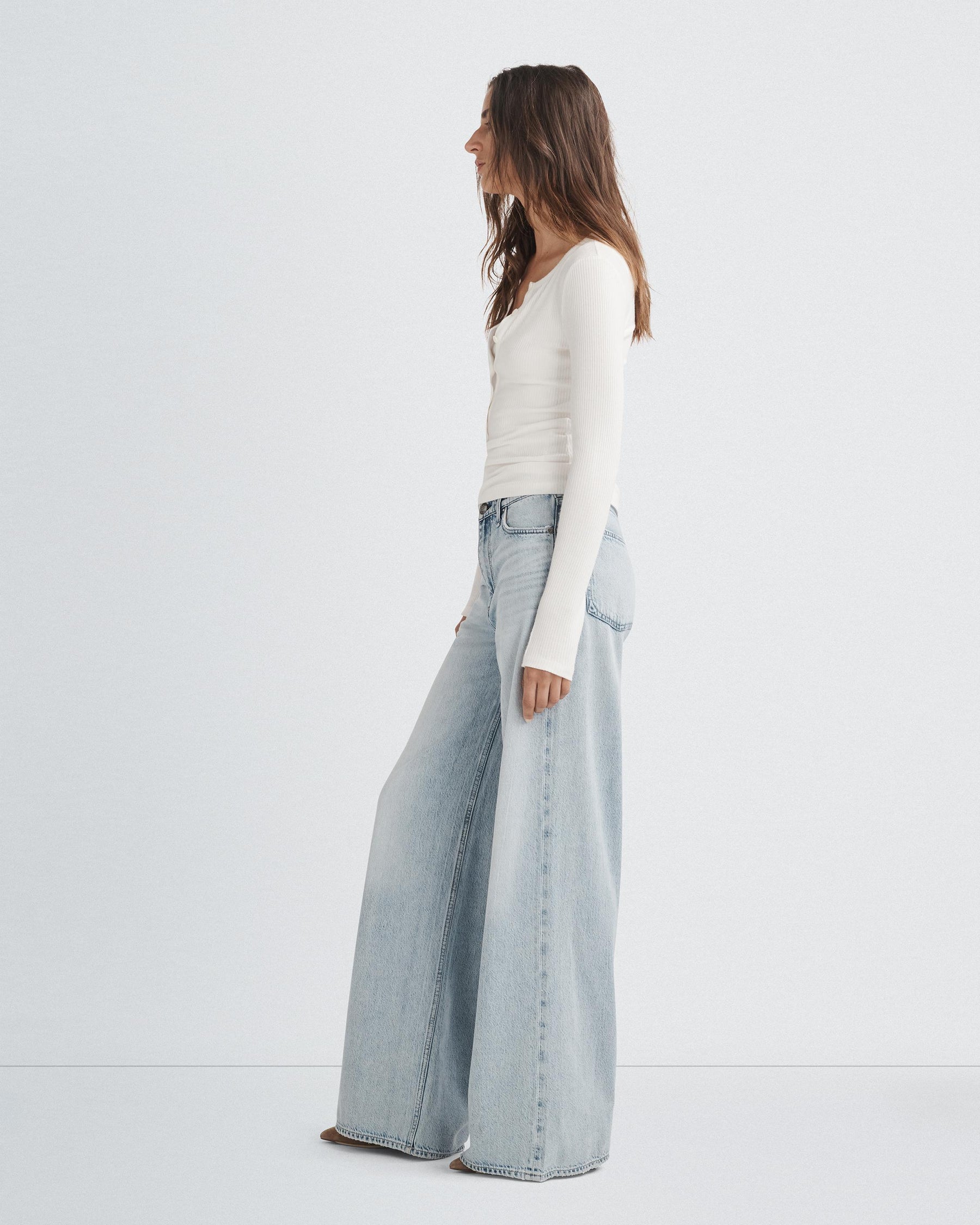 Featherweight Sofie Wide-Leg Jeans