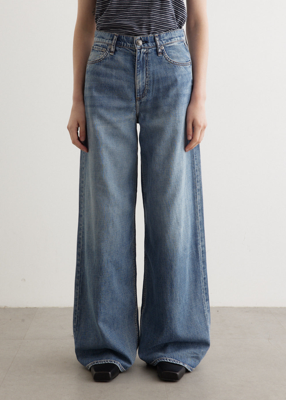 Featherweight Sofie Wide Leg Jeans