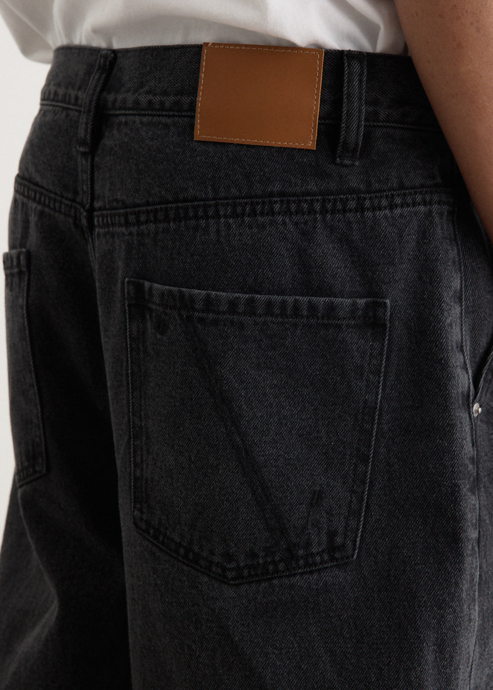 Dragline Pleated Jeans