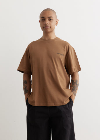 Essential Logo T-Shirt