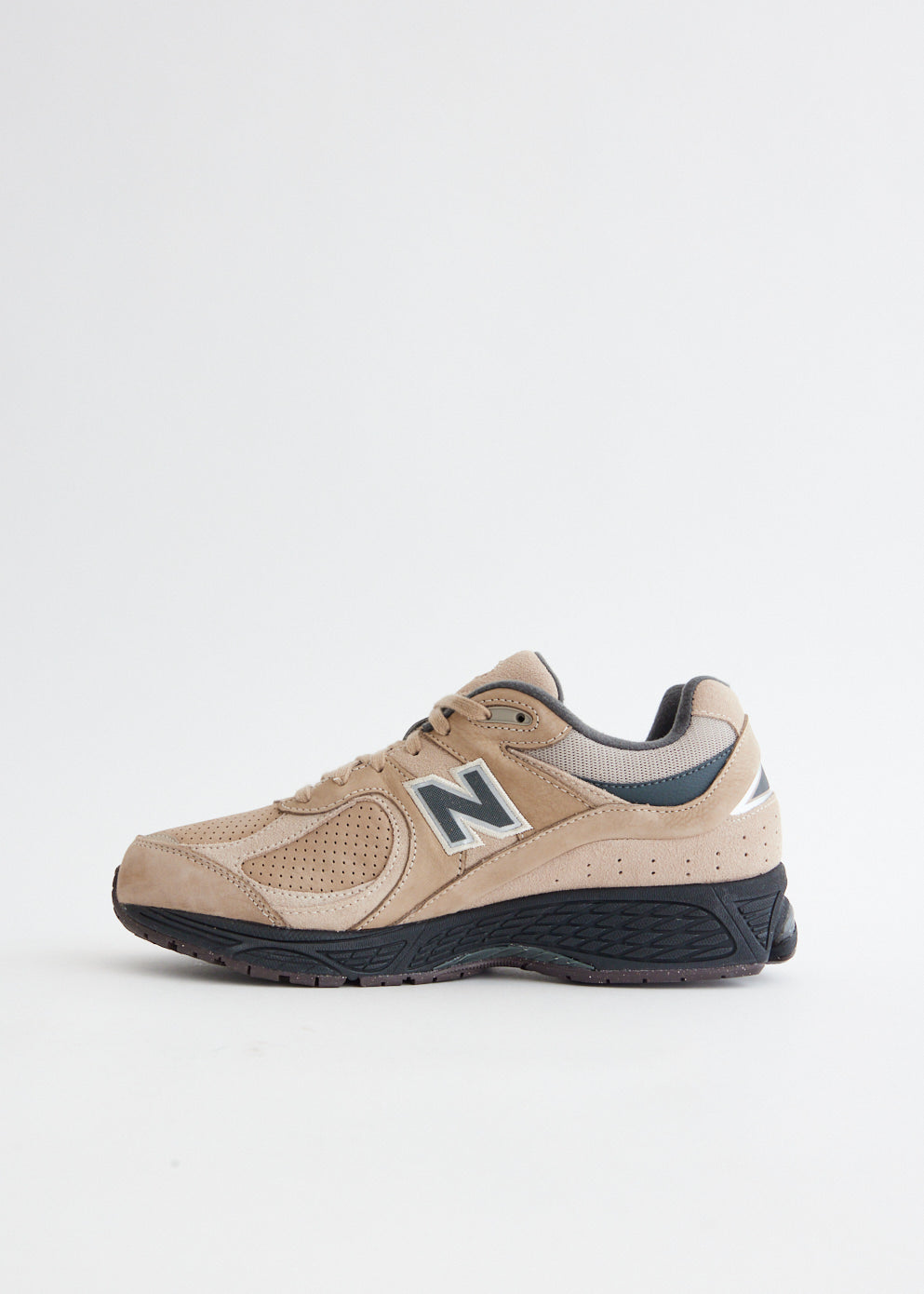 NB 2002R NUBUCK DRIFTWO NEWBALANCE - 靴