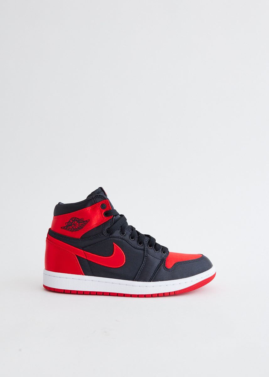 Air Jordan 1 Retro High OG Satin Bred Sneakers PS