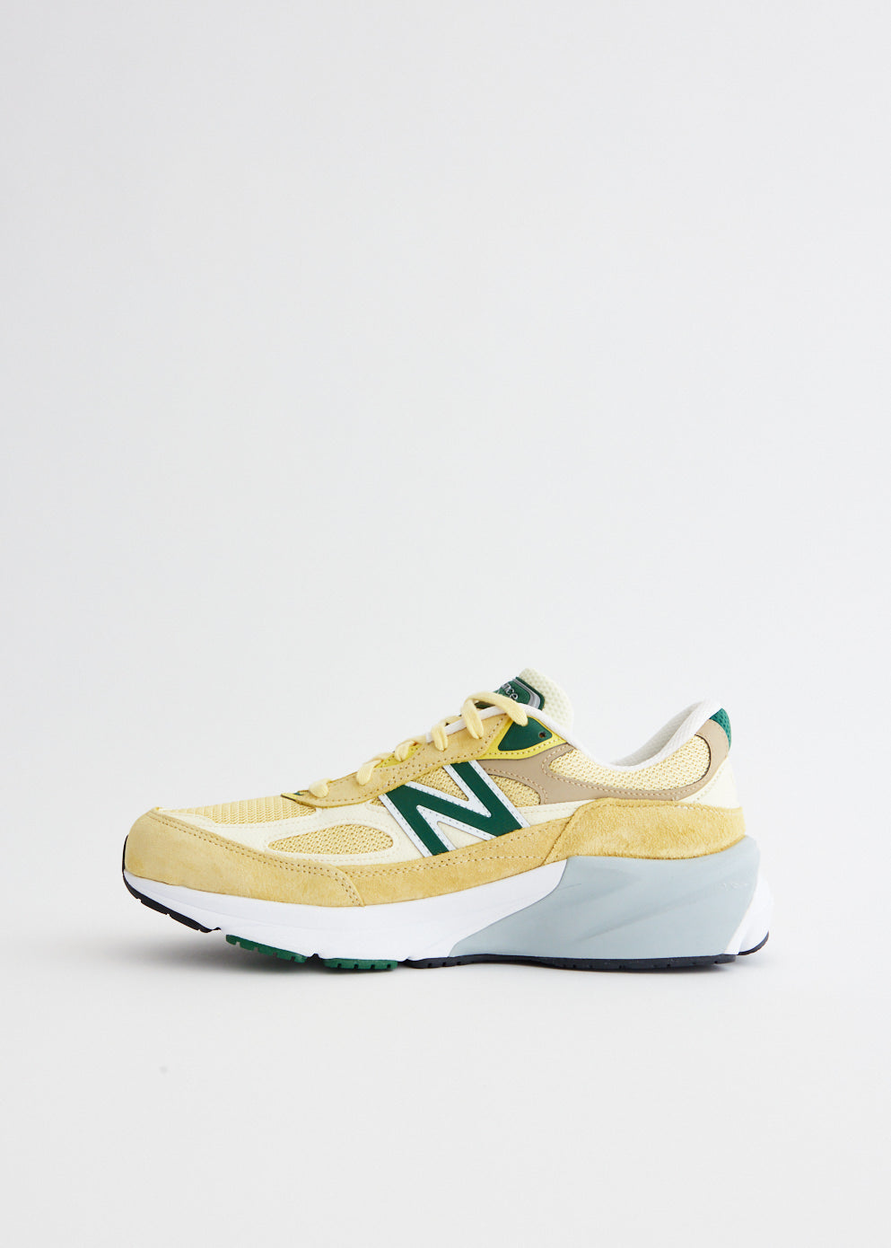 MADE in USA 990v6 'Pale Yellow' Sneakers