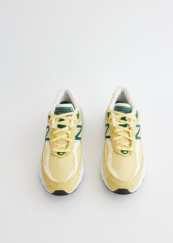 MADE in USA 990v6 'Pale Yellow' Sneakers