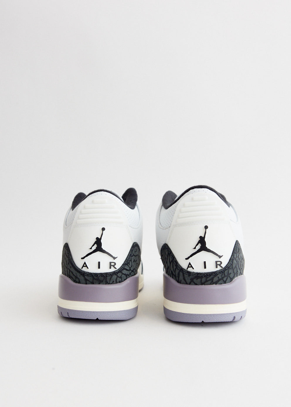 Air Jordan 3 Retro 'Cement Grey' Sneakers