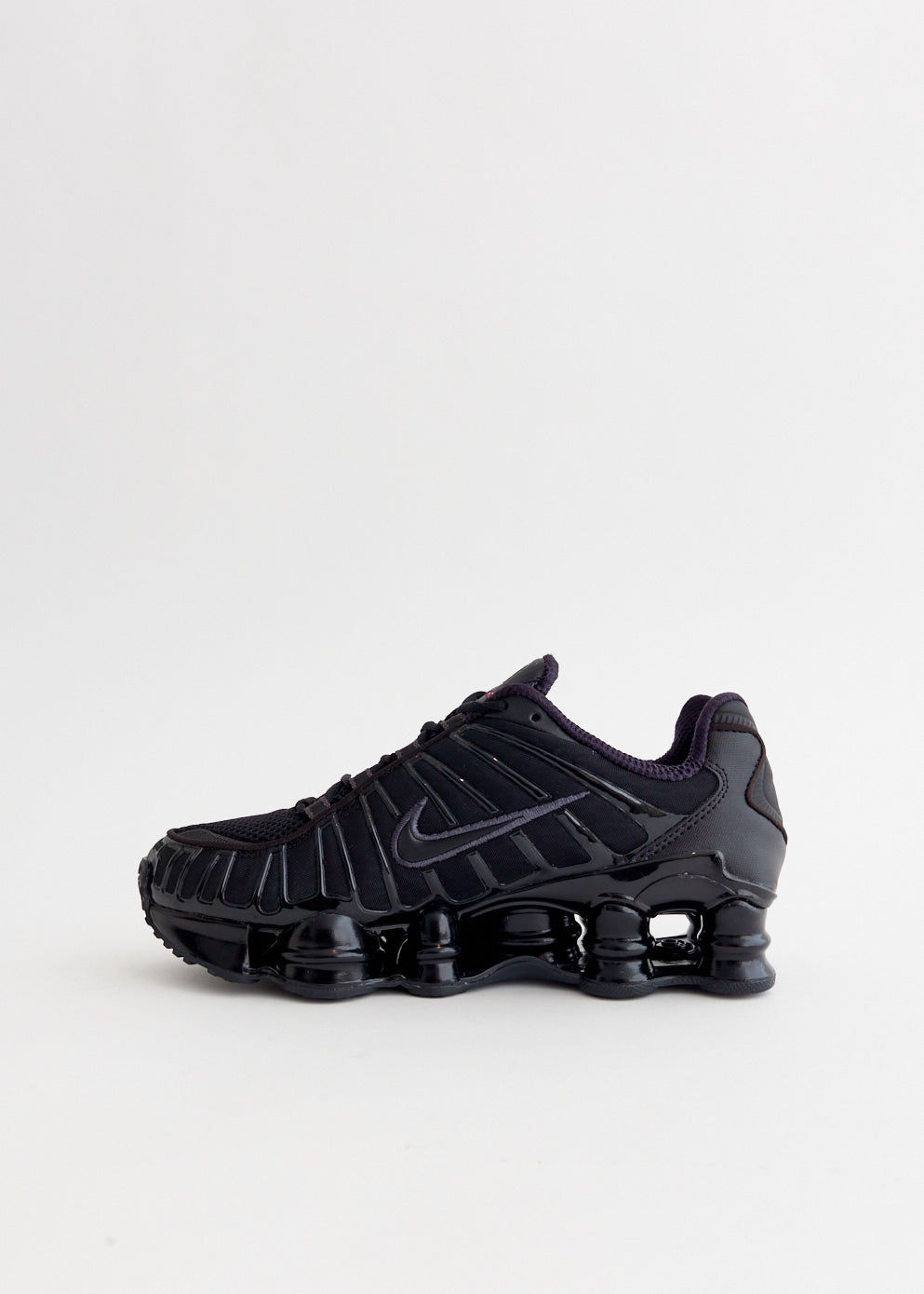 New nike shox for women best sale