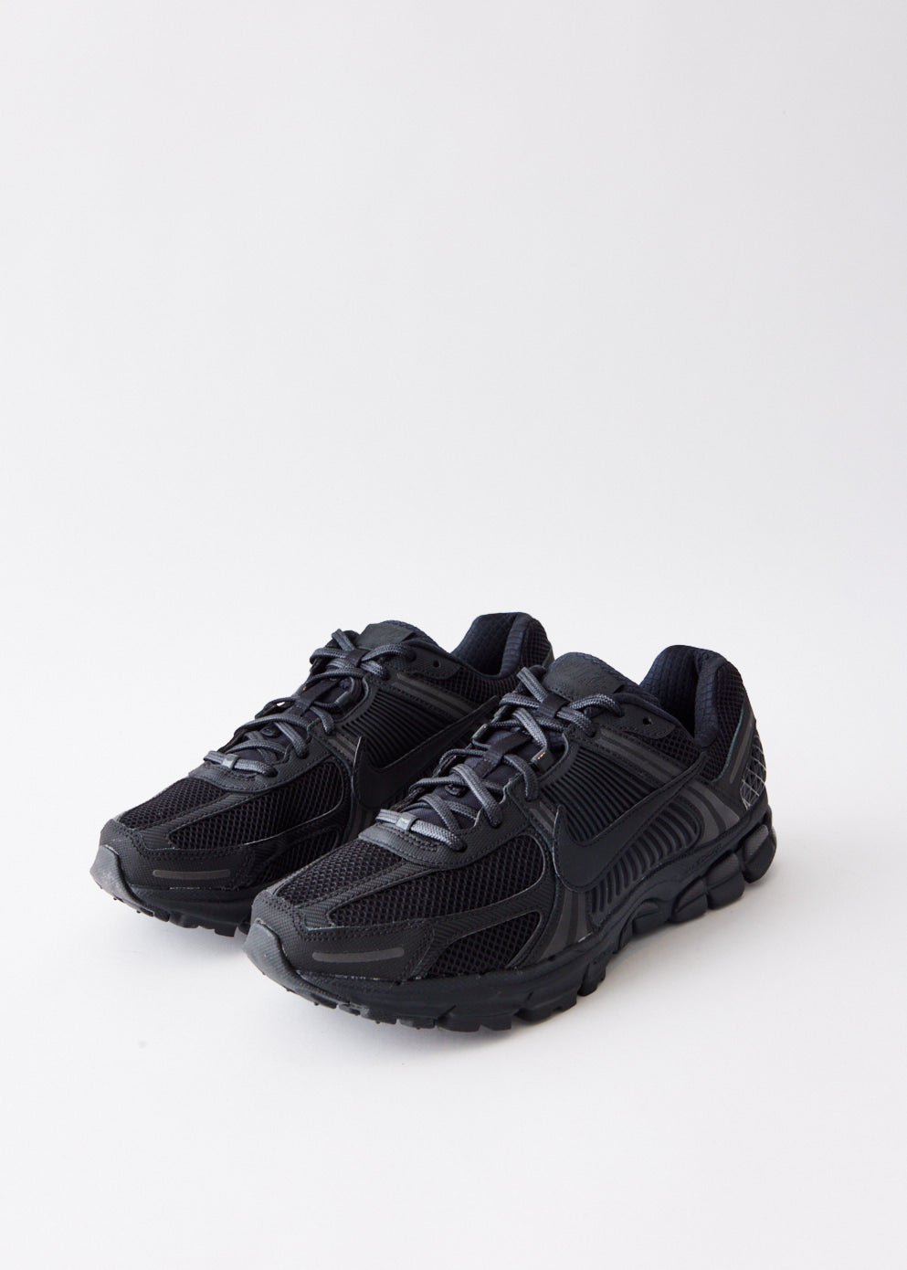 Zoom Vomero 5 'Triple Black' Sneakers