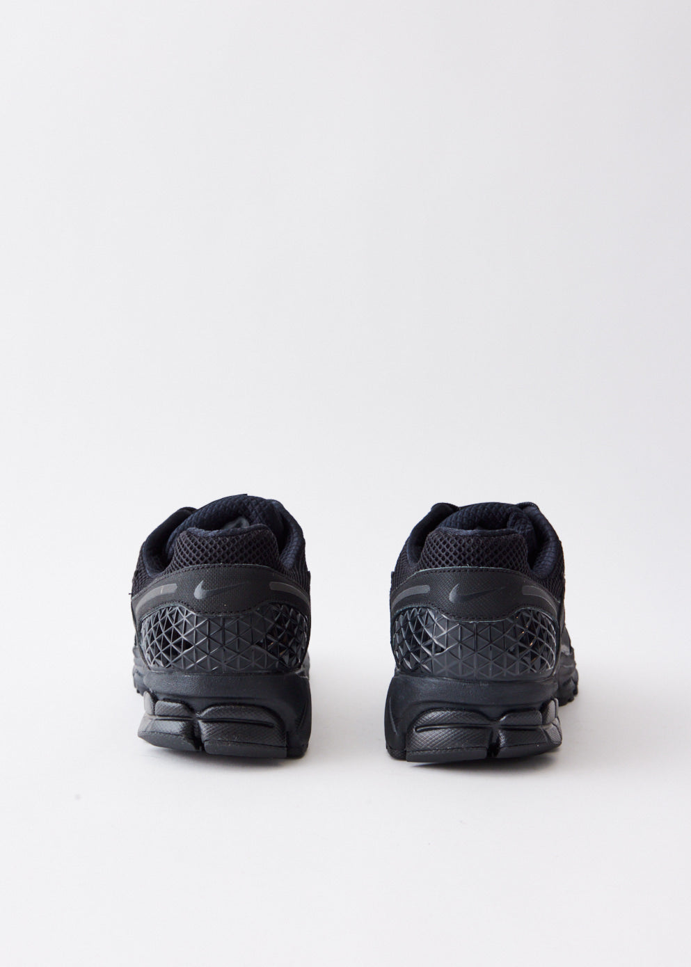 Zoom Vomero 5 'Triple Black' Sneakers