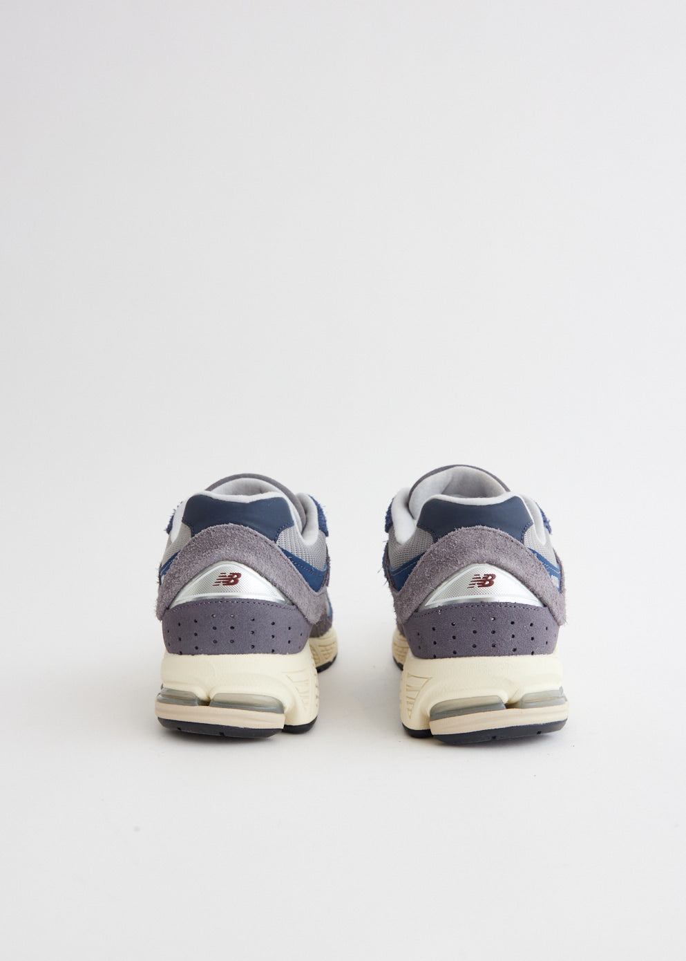 2002R 'Navy' Sneakers