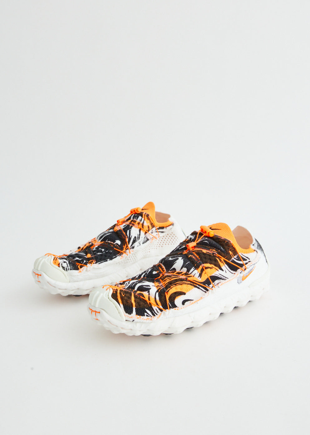 ISPA MindBody 'Koi Fish' Sneakers