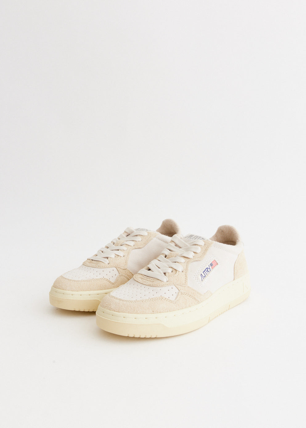 Women's Medalist Low Sneakers