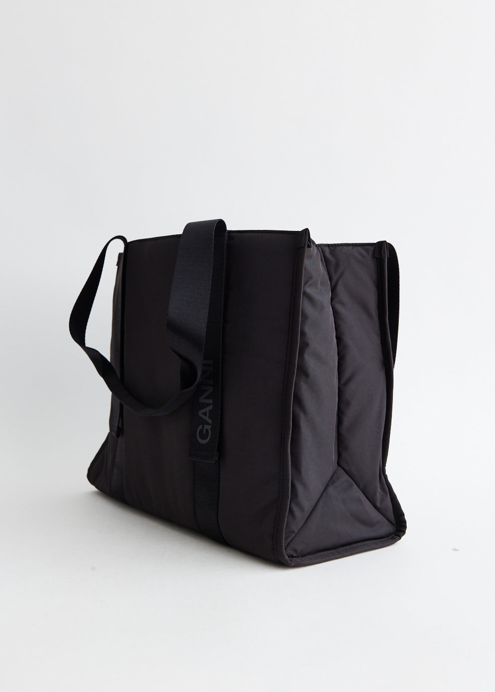 Recycled Tech Medium Tote