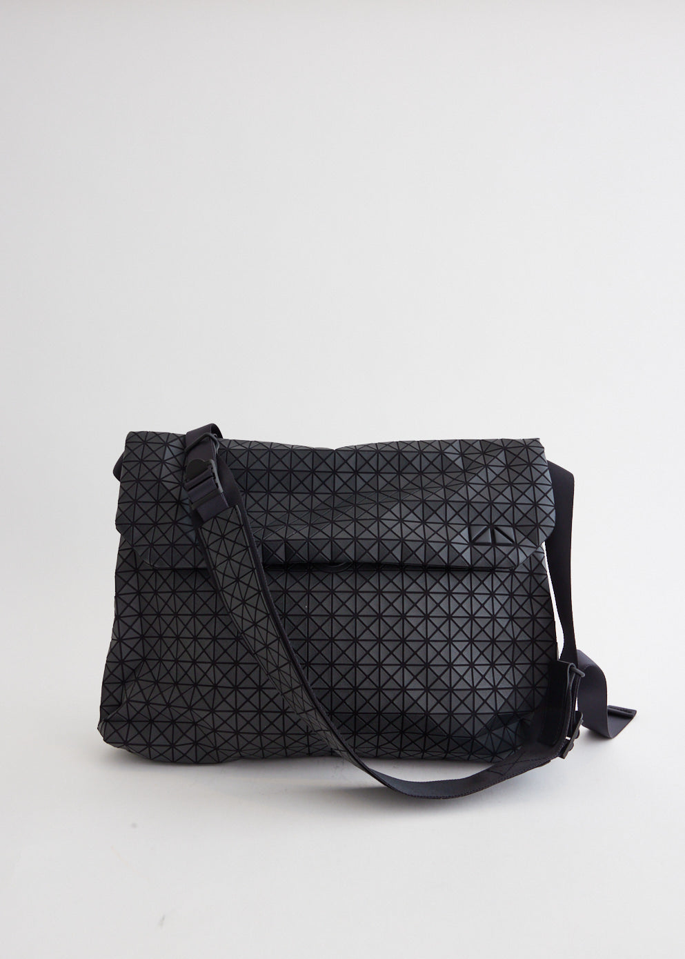 Froggy Matte Shoulder Bag