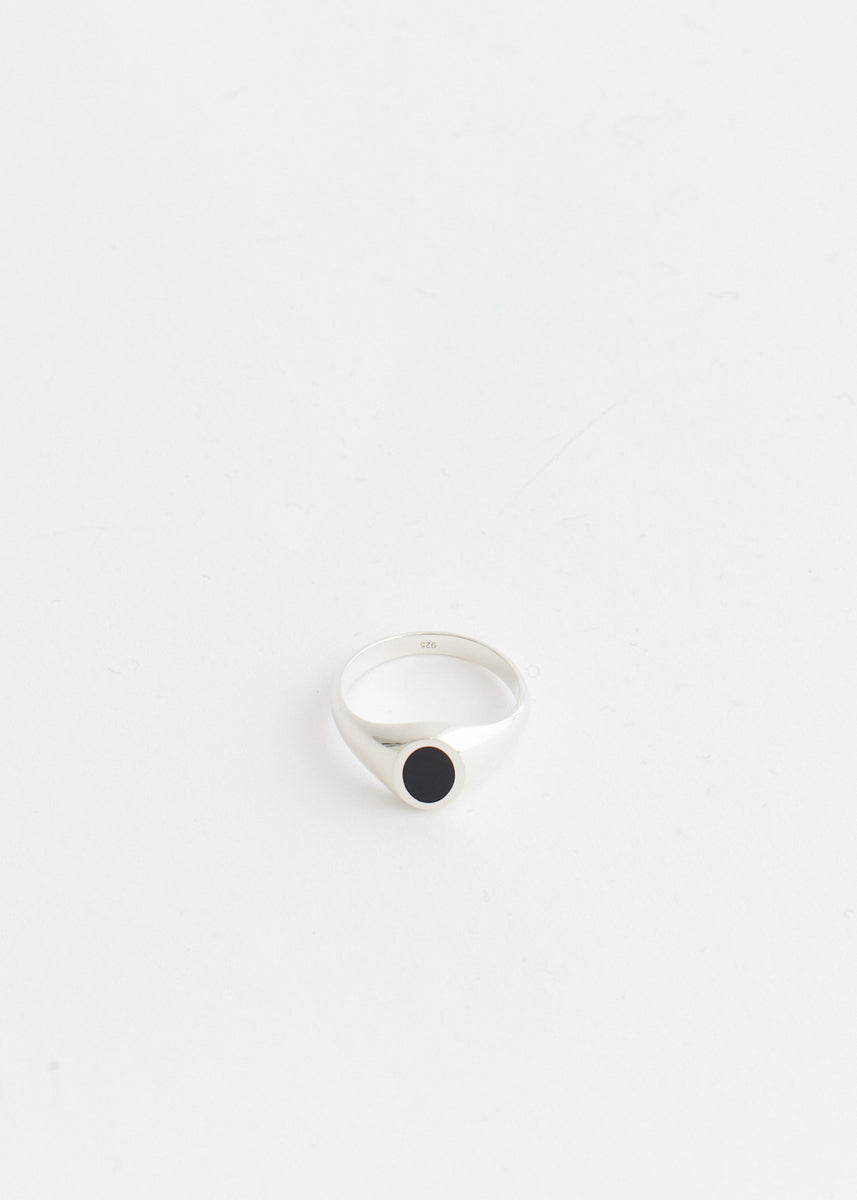 TYPE 019 Enamel Oval Signet Ring