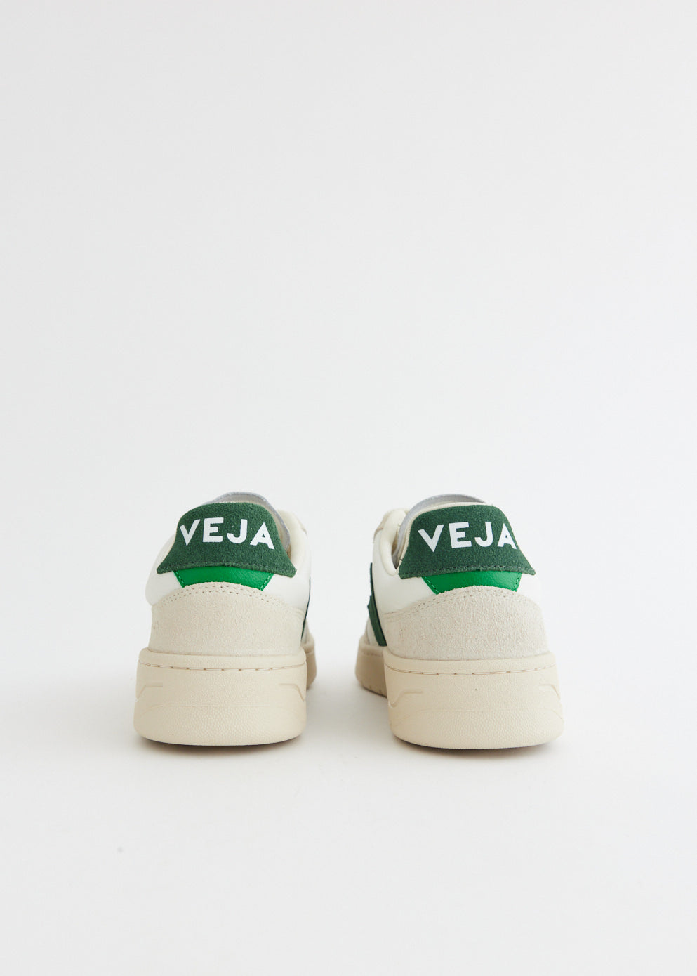 V-90 Sneakers