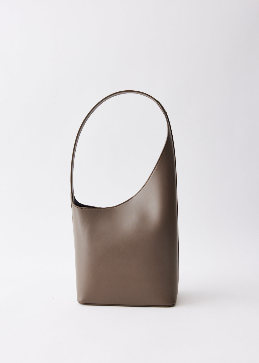 Demi lune leather handbag Aesther Ekme Beige in Leather - 35216712