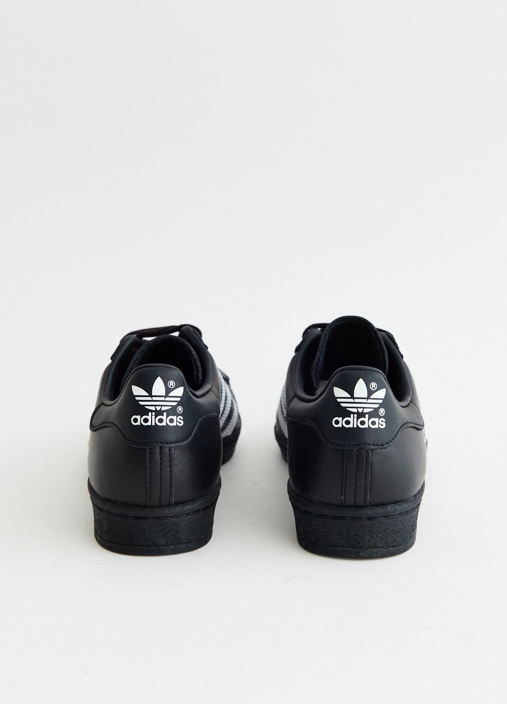 Superstar 82 Core Black Sneakers