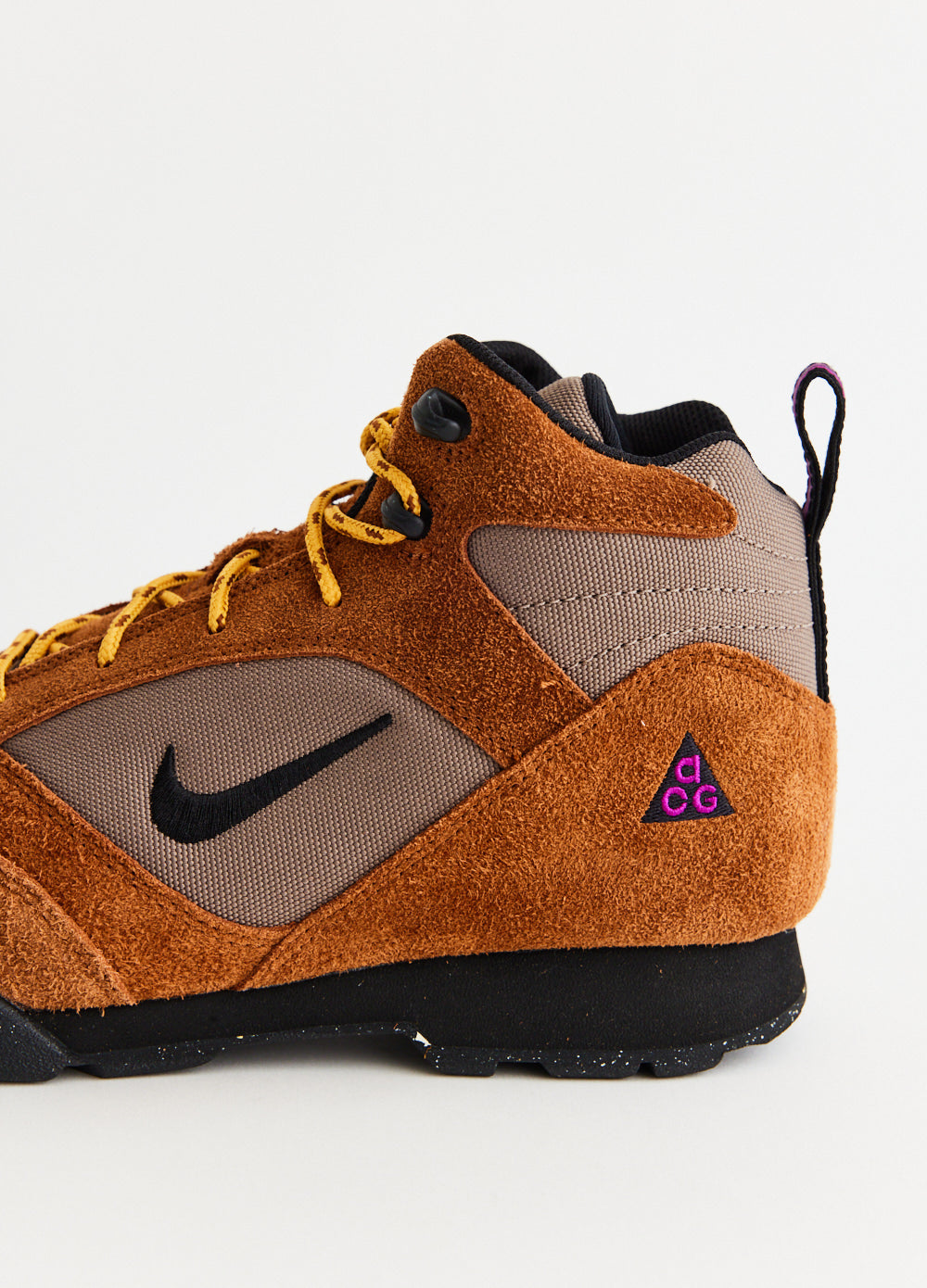 Acg boots without clearance bubble