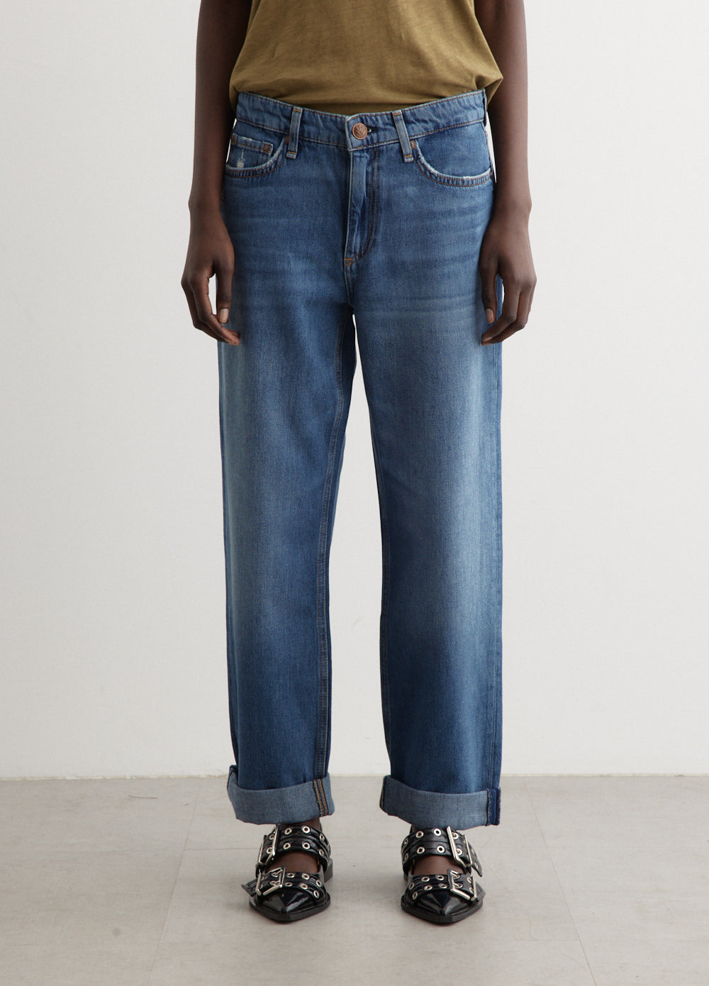 Dre Low-Rise Baggy Jeans