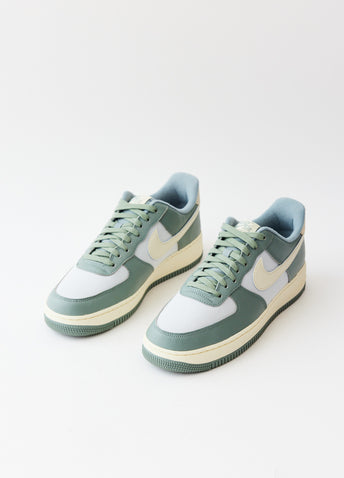 Air Force 1 '07 LX 'Mica Green' Sneakers