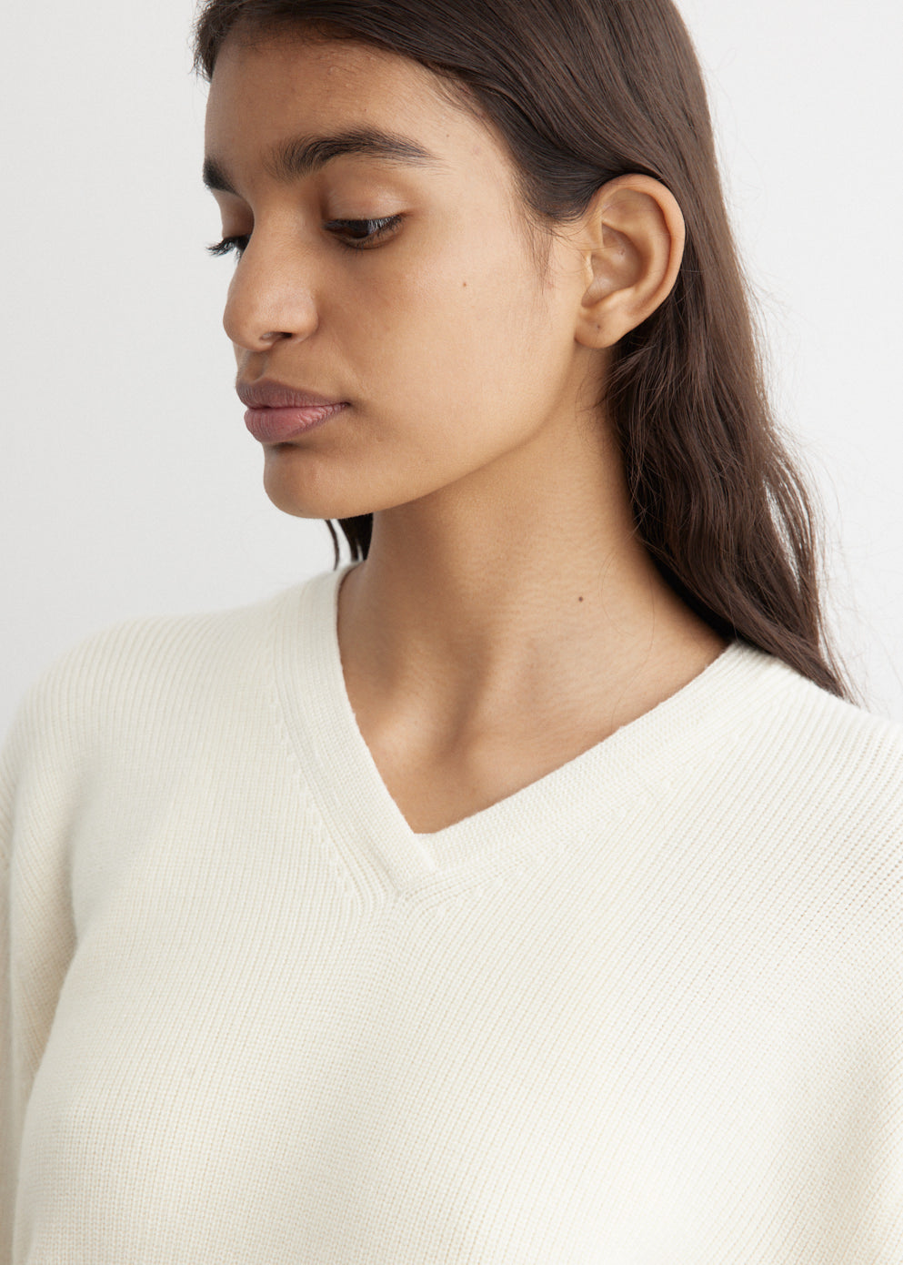 Fonissa V-Neck Rib Sweater