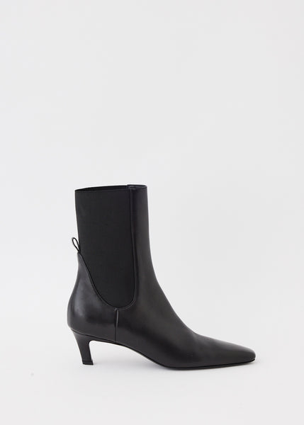 The Mid Heel Leather Boot black – Totême