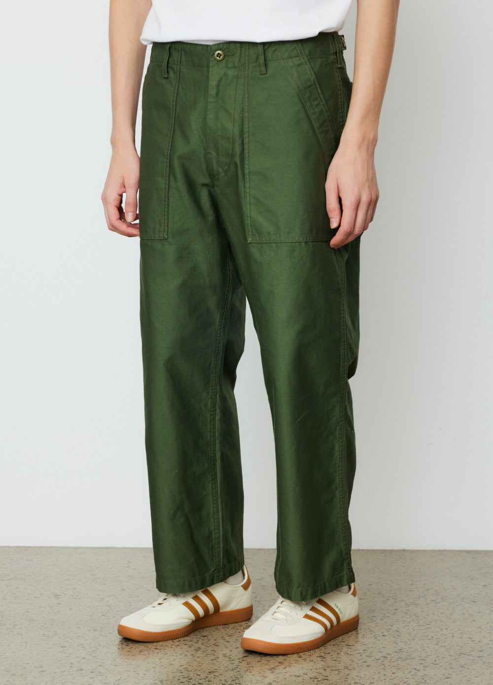 2 Pleat Twill Trouser - Olive | Beams Plus | Peggs & Son.