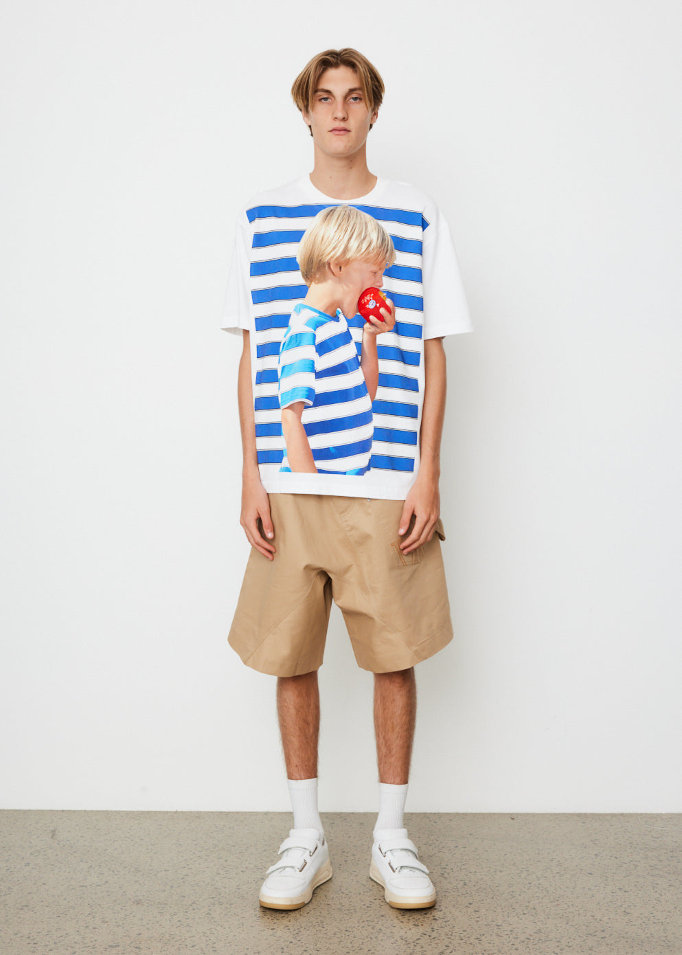 JW ANDERSON BOY WITH APPLE OVERSIZED TEE