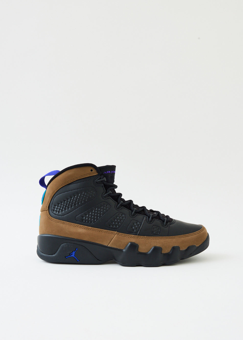 Air Jordan 9 Retro 'Light Olive' Sneakers