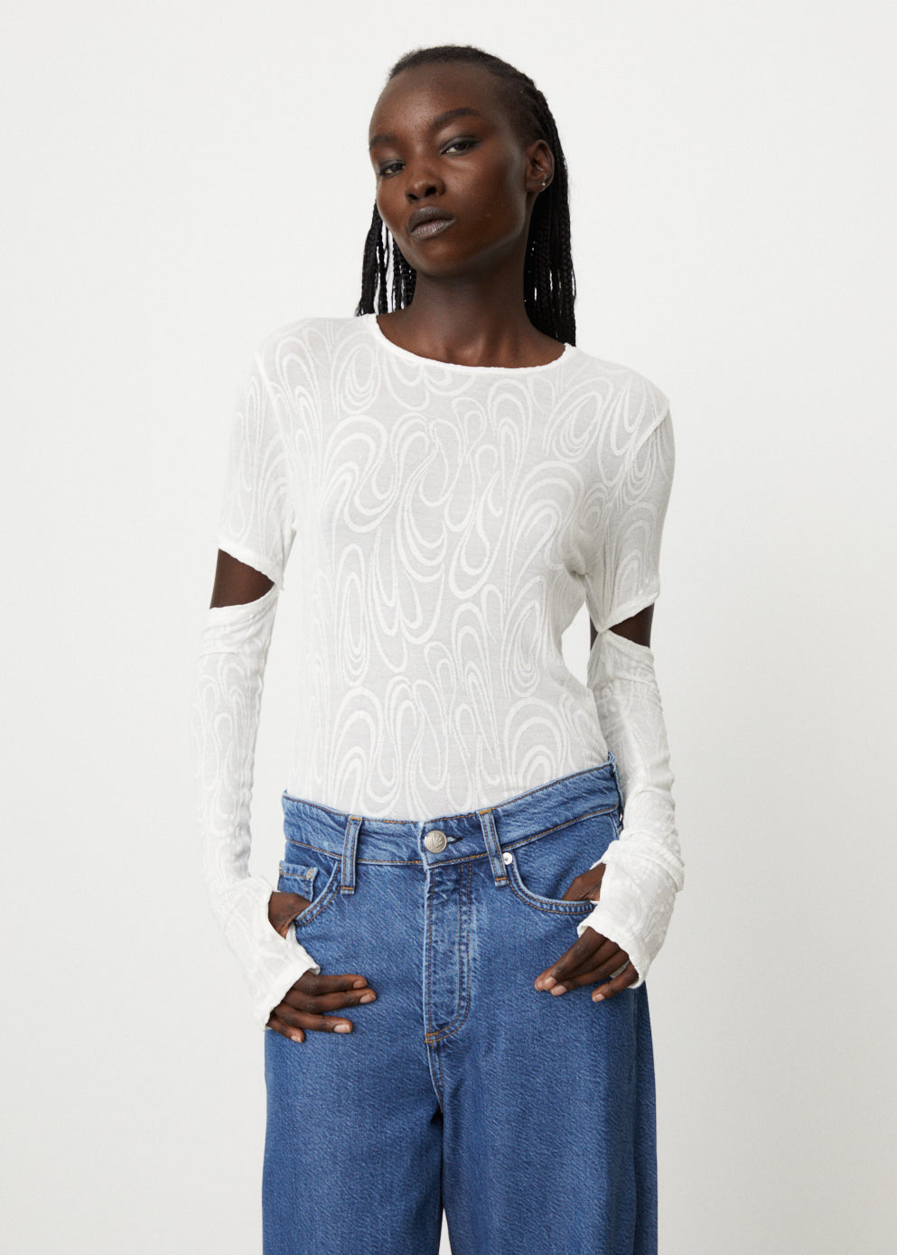 Elbow cut out top online