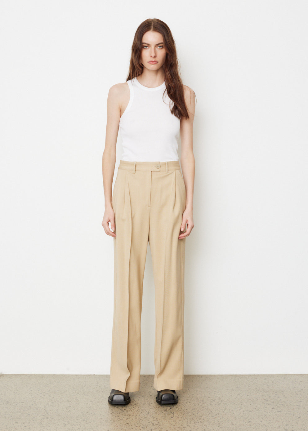 High Waisted Cropped Trousers in Cream – KLARRA